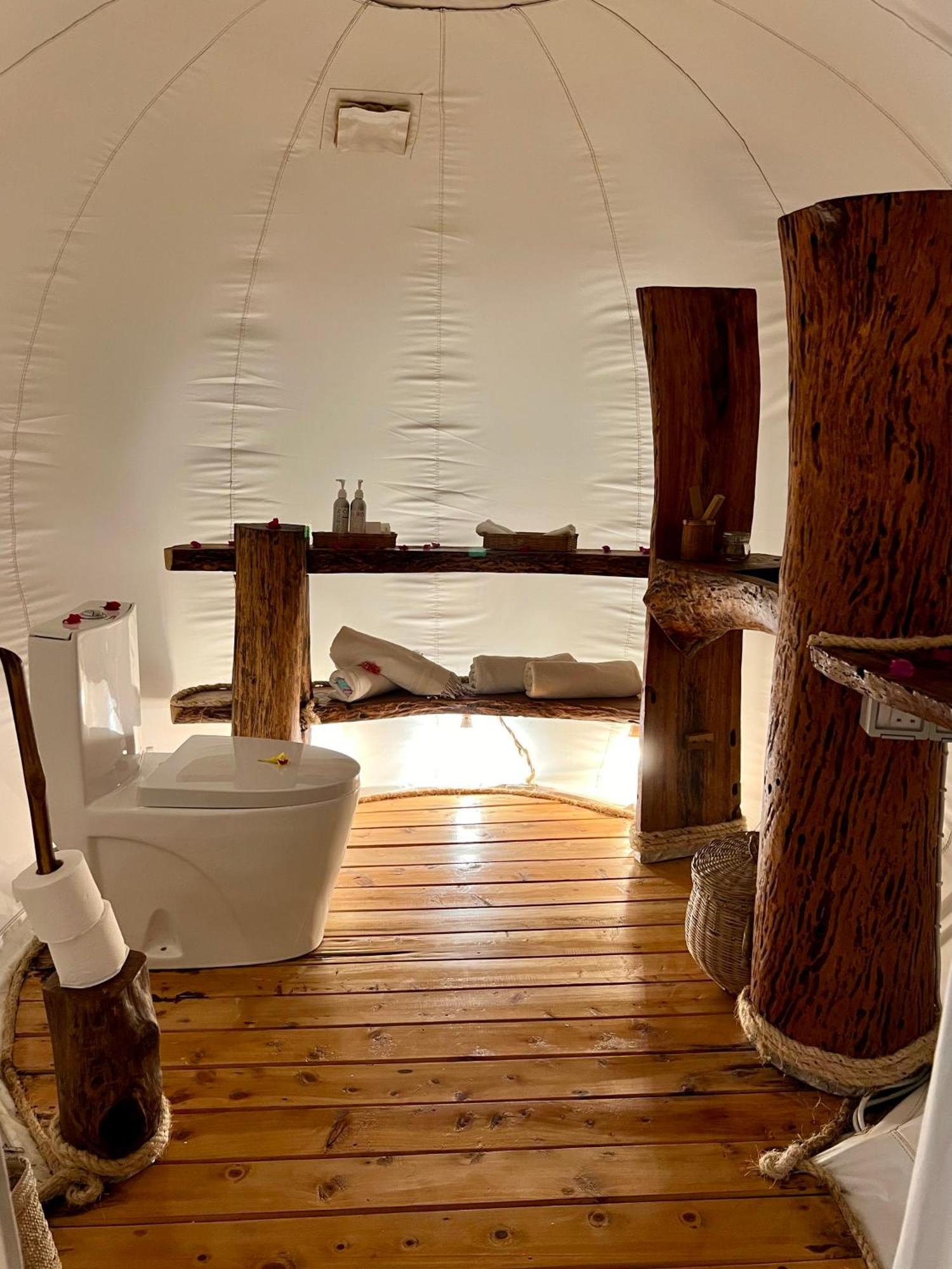 واتامو Rock And Sea Resort المظهر الخارجي الصورة